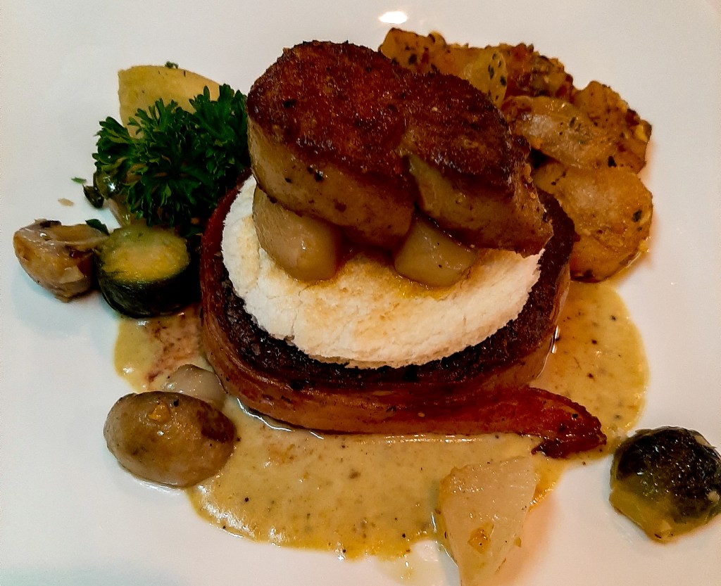 Bœuf Rossini avec Légumes & pommes Sarladaises